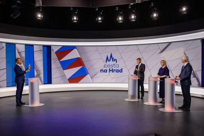 Prezidentská debata tří favoritů prezidentských voleb v TV Nova.