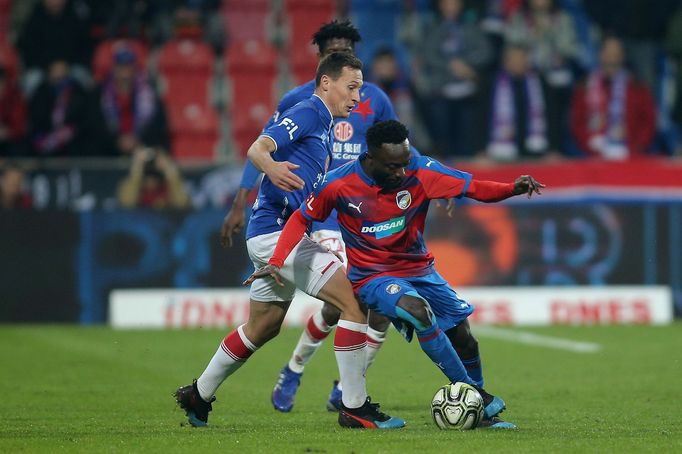 Jan Bořil v zápase první ligy Plzeň - Slavia.