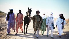 Tinariwen na turné vyrážejí pokaždé v trochu jiné sestavě.