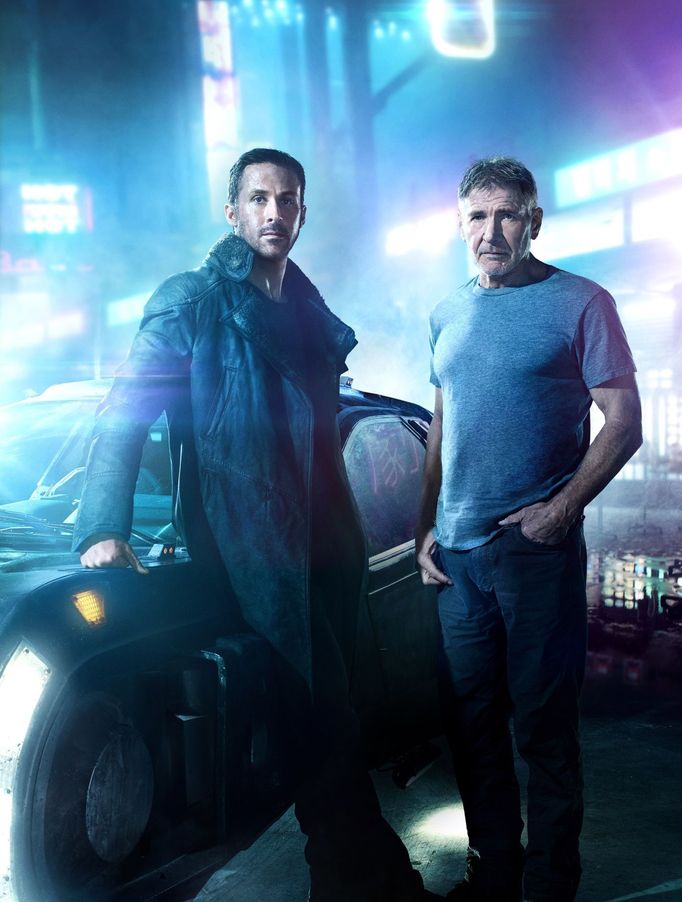 V zatím posledním filmovém Blade Runnerovi 2049 hráli Ryan Gosling and Harrison Ford.