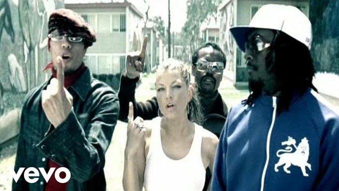 Jeden z největších hitů The Black Eyed Peas nazvaný Where Is The Love? z roku 2003 má jen na YouTube přes miliardu přehrání.