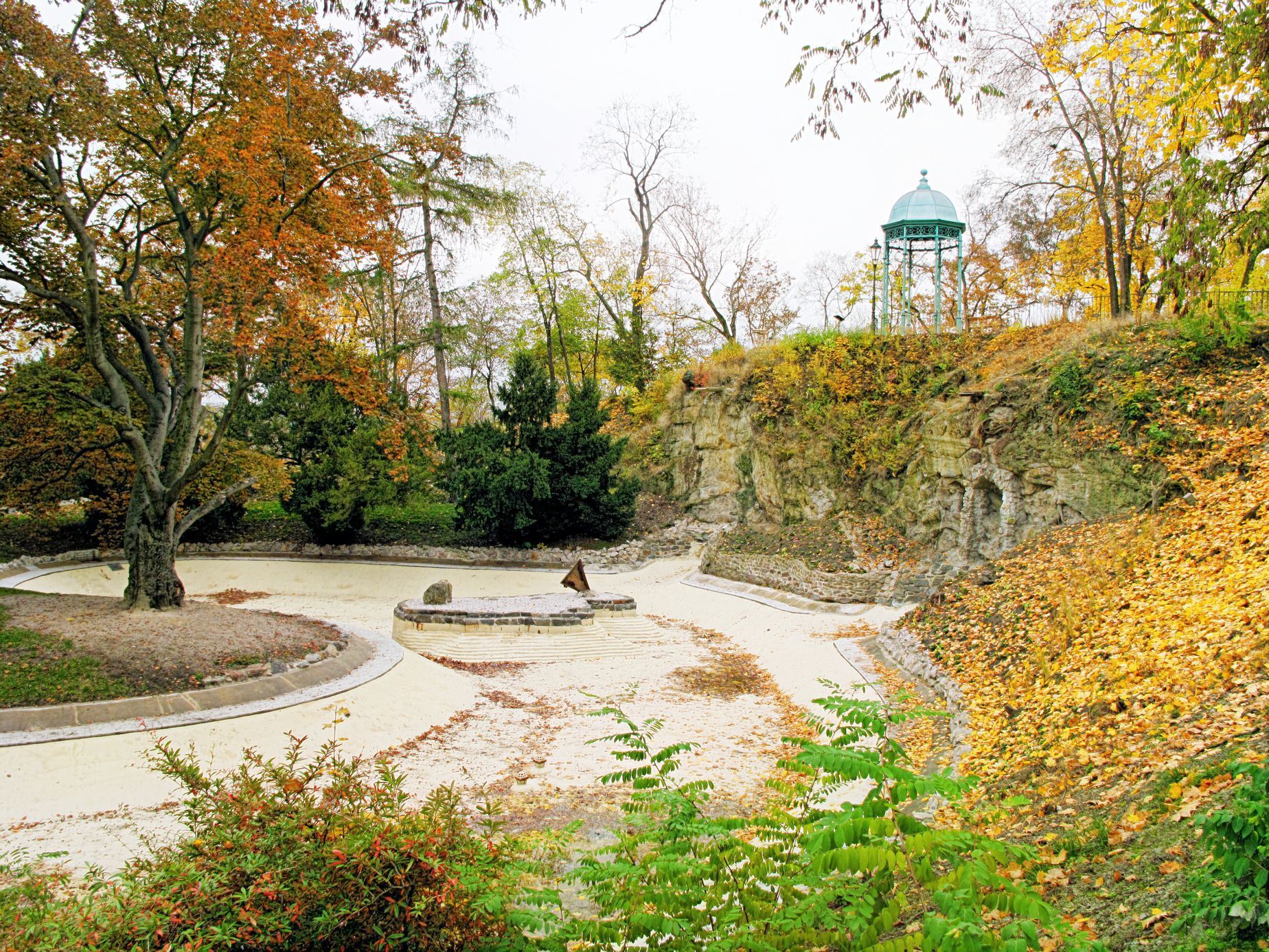 Fotogalerie / Pražské parky / Park Na Skalce v Praze na Smíchově