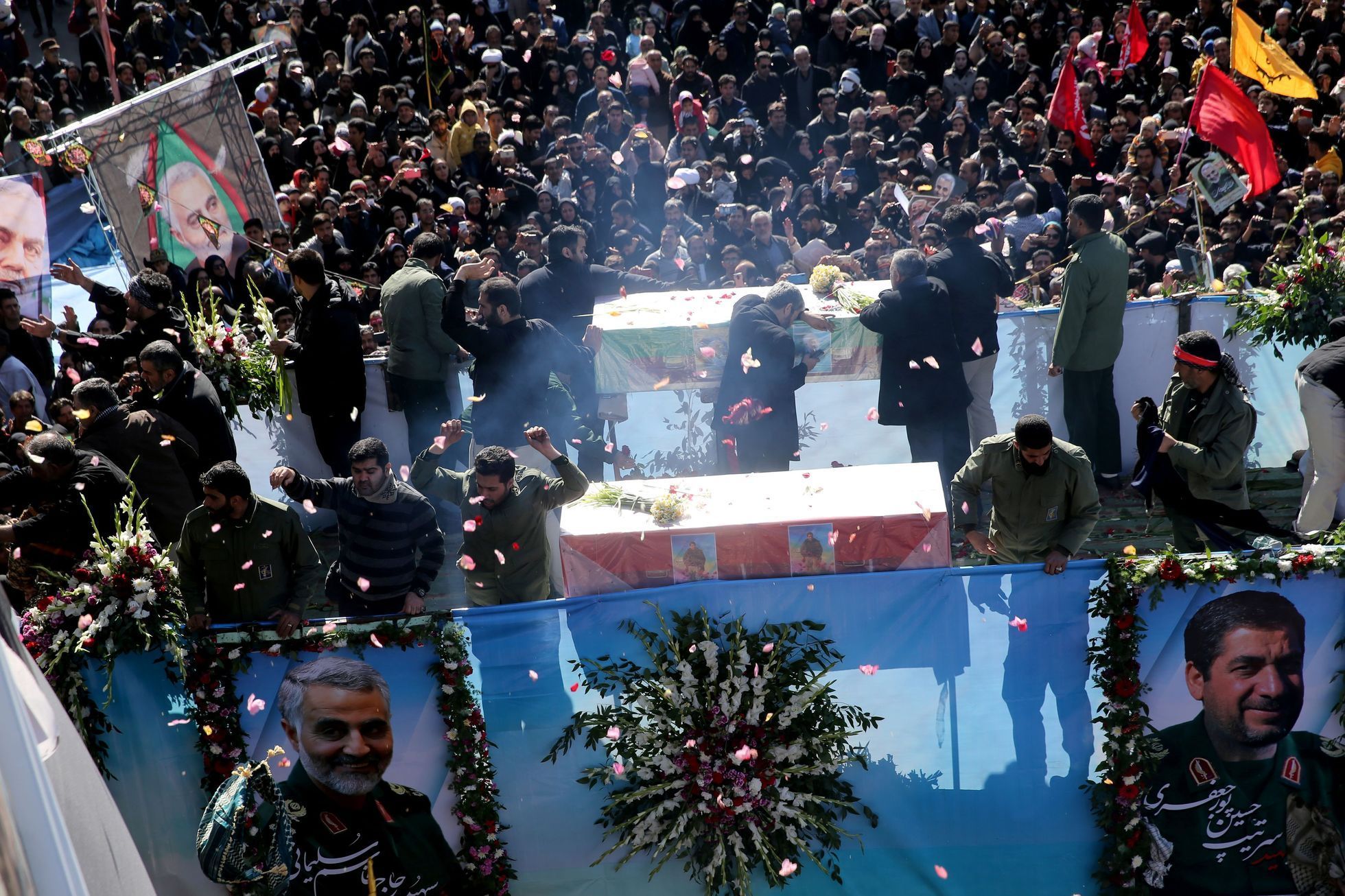 Pohřeb Solejmáního v jeho rodném Kermánu