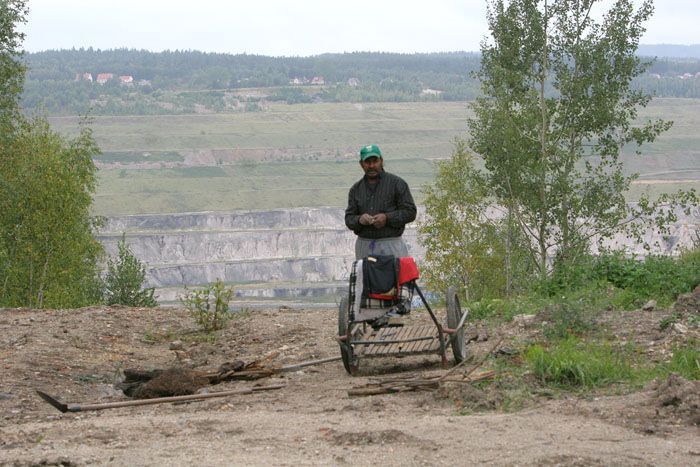 Topolánek s Bursíkem v Sokolovské uhelné pánvi