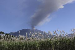 Českému resortu na Bali byla nařízena evakuace. Indonéskému ostrovu hrozí výbuch sopky Agung