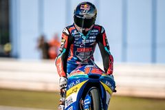 Kvalifikace v Sepangu českým jezdcům nevyšla, šampion MotoGP Marquez spadl