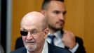 Salman Rushdie převzal Mírovou cenu německých knihkupců.