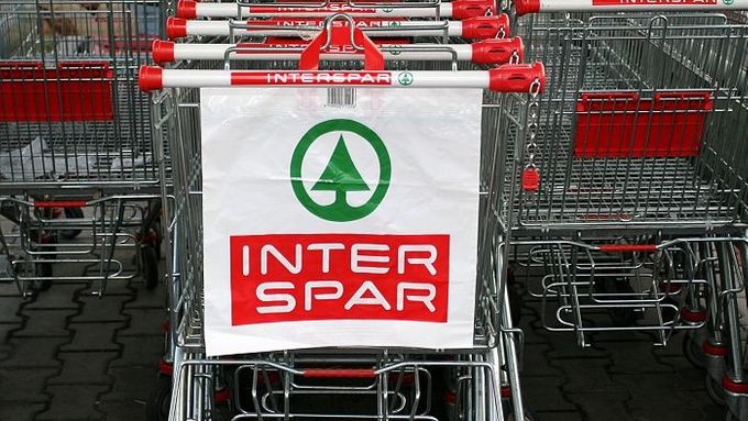 Prodejny Interspar se začlení do sítě společnosti Ahold.