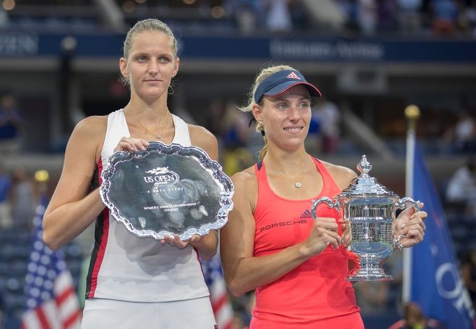 Angelique Kerberová ve finále US Open 2016 s Karolínou Plíškovou.