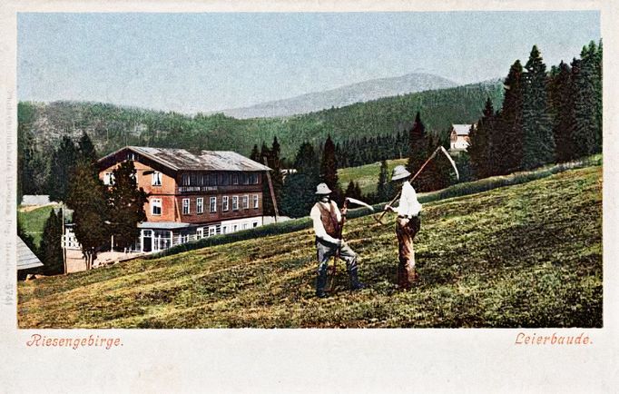 Jelení Boudy v Krkonoších kolem roku 1905