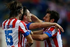 Madridské celky nadělovaly a stáhly náskok Barcelony