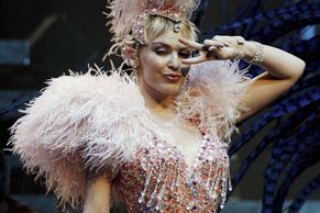 NÁVRAT KYLIE MINOGUE - KLIKNĚTE NA GALERII!