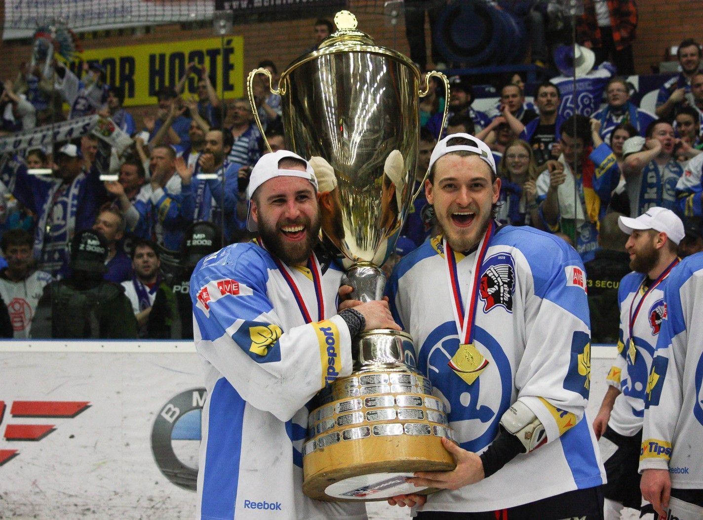 Hokej, Zlín - Plzeň: Nicholas Johnson a Nicolas St. Pierre