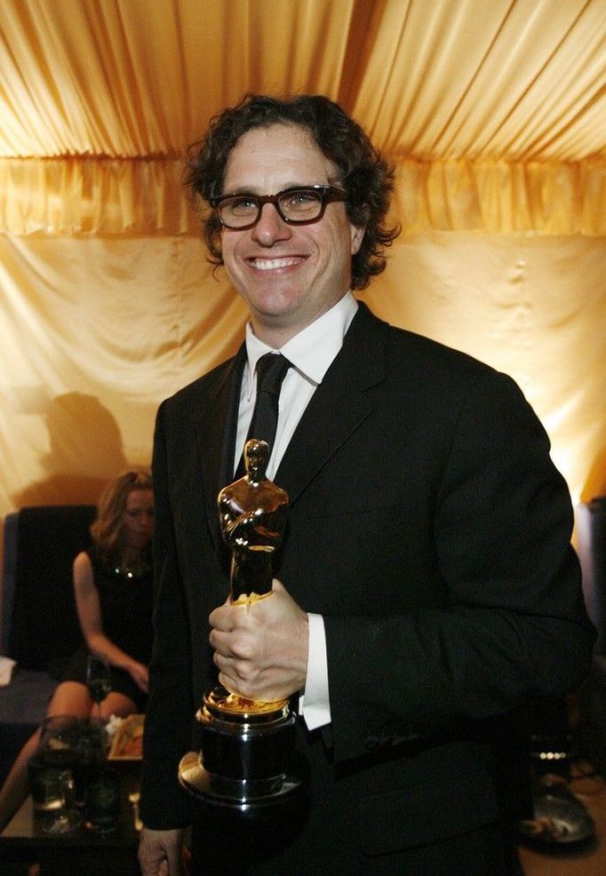 Režisér Davis Guggenheim si odnesl Oscara za dokument Nepříjemná pravda.