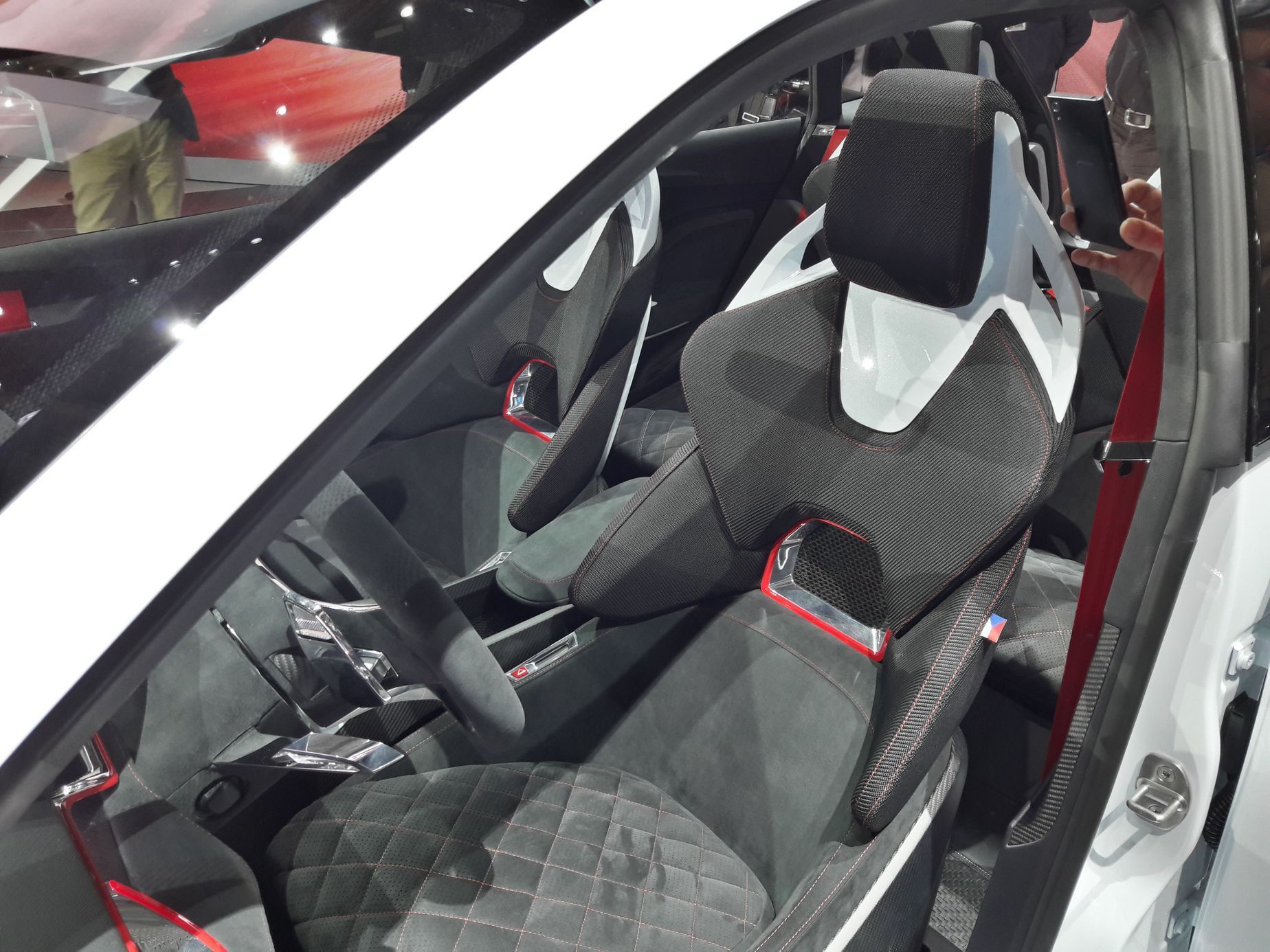 Škoda na autosalonu v Paříži