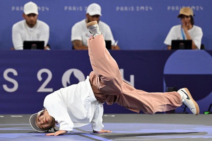 Japonka Ami v olympijské soutěži v breakdance v Paříži 2024