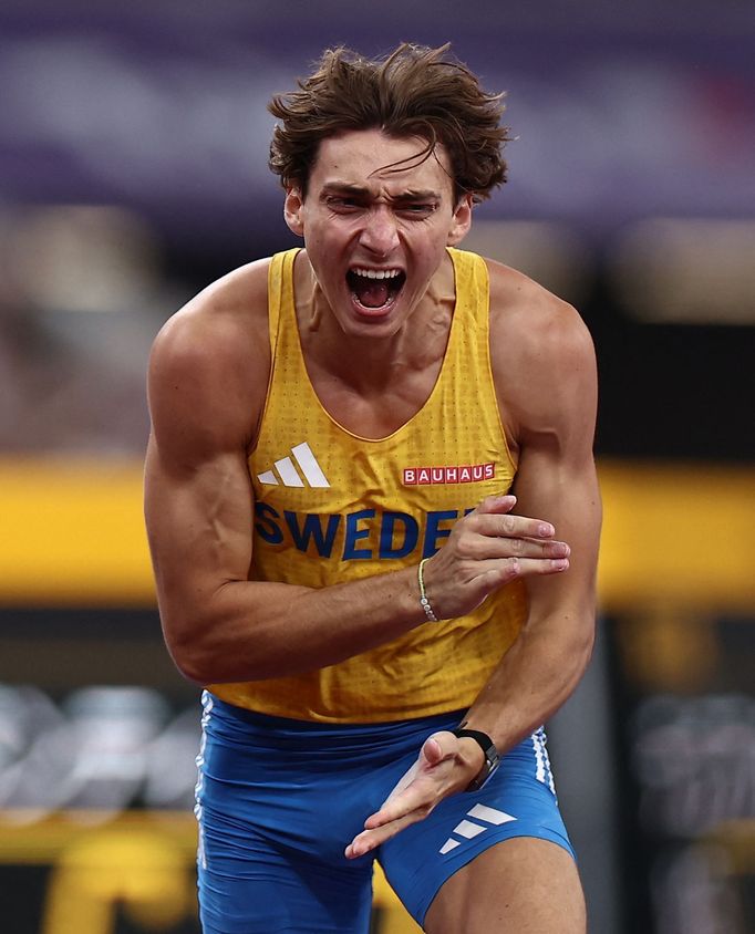 Švédský tyčkař Armand Duplantis a jeho rekord při MS v atletice 2025 v Tokiu