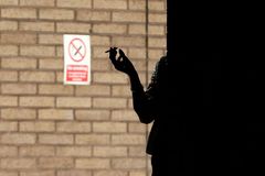 Zdraví versus svoboda. Odbory v Boschi odmítají zákaz kouření, ve Škodovce už platí