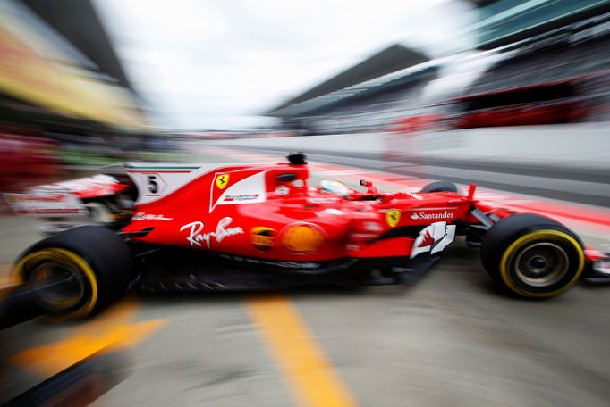 Sebastian Vettel při tréninku na VC Japonska 2017