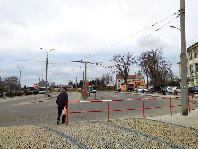 Autobusové nádraží v Jirkově.