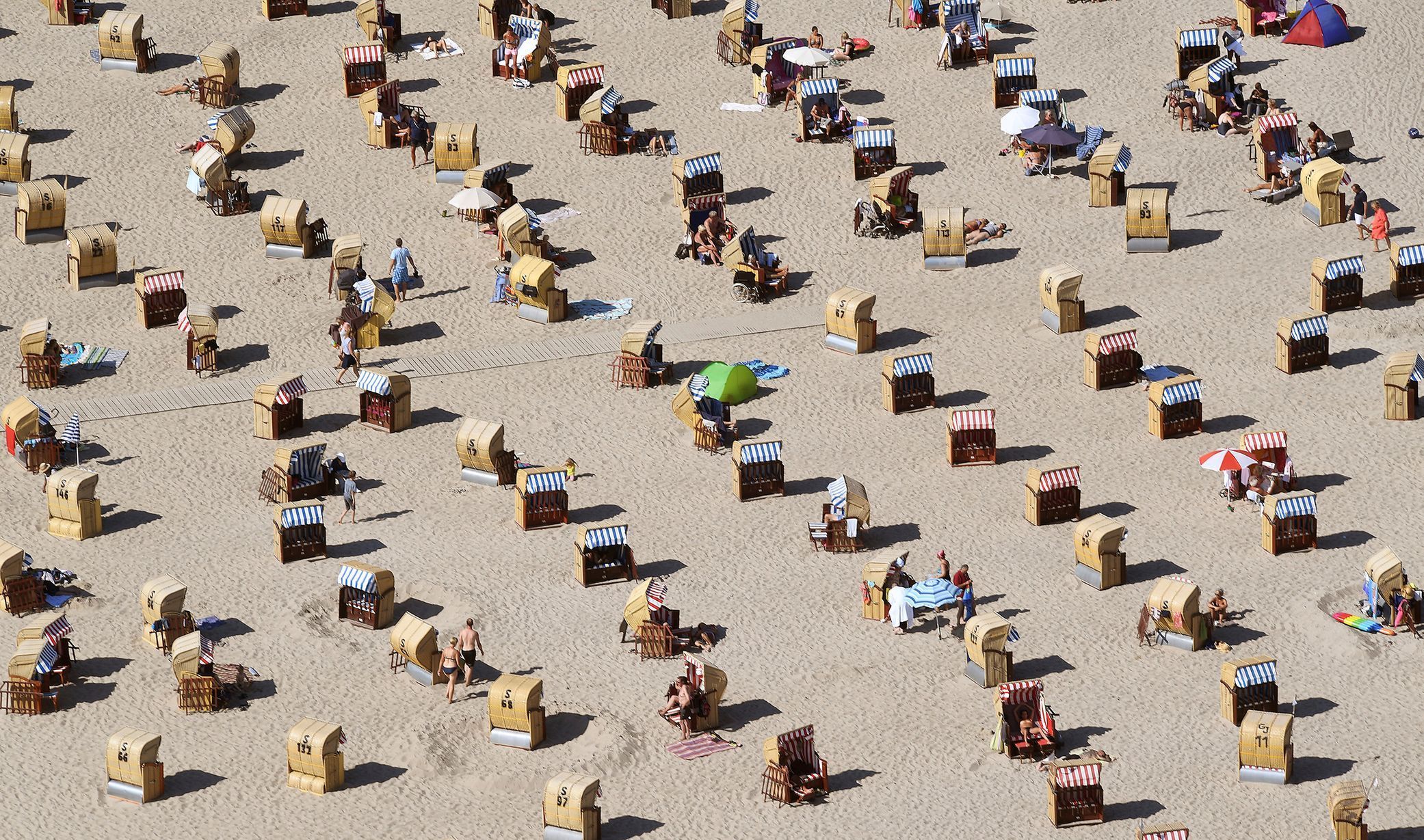 Fotogalerie / Letní vedra v Evropě / Zahraničí / Horko / Léto / Koupání / Voda / Počasí / Osvěžení / Reuters / 11