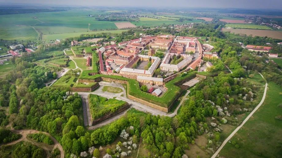 Josefov, obnova, pevnost, fortifikační systém