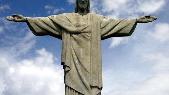 Socha Ježíše nad brazislkým Rio de Janeirem