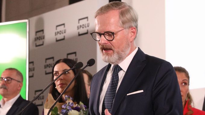 Měli by Fiala a Spolu skončit? Podívejte se, jak odpovídal favorit na nového šéfa ODS
