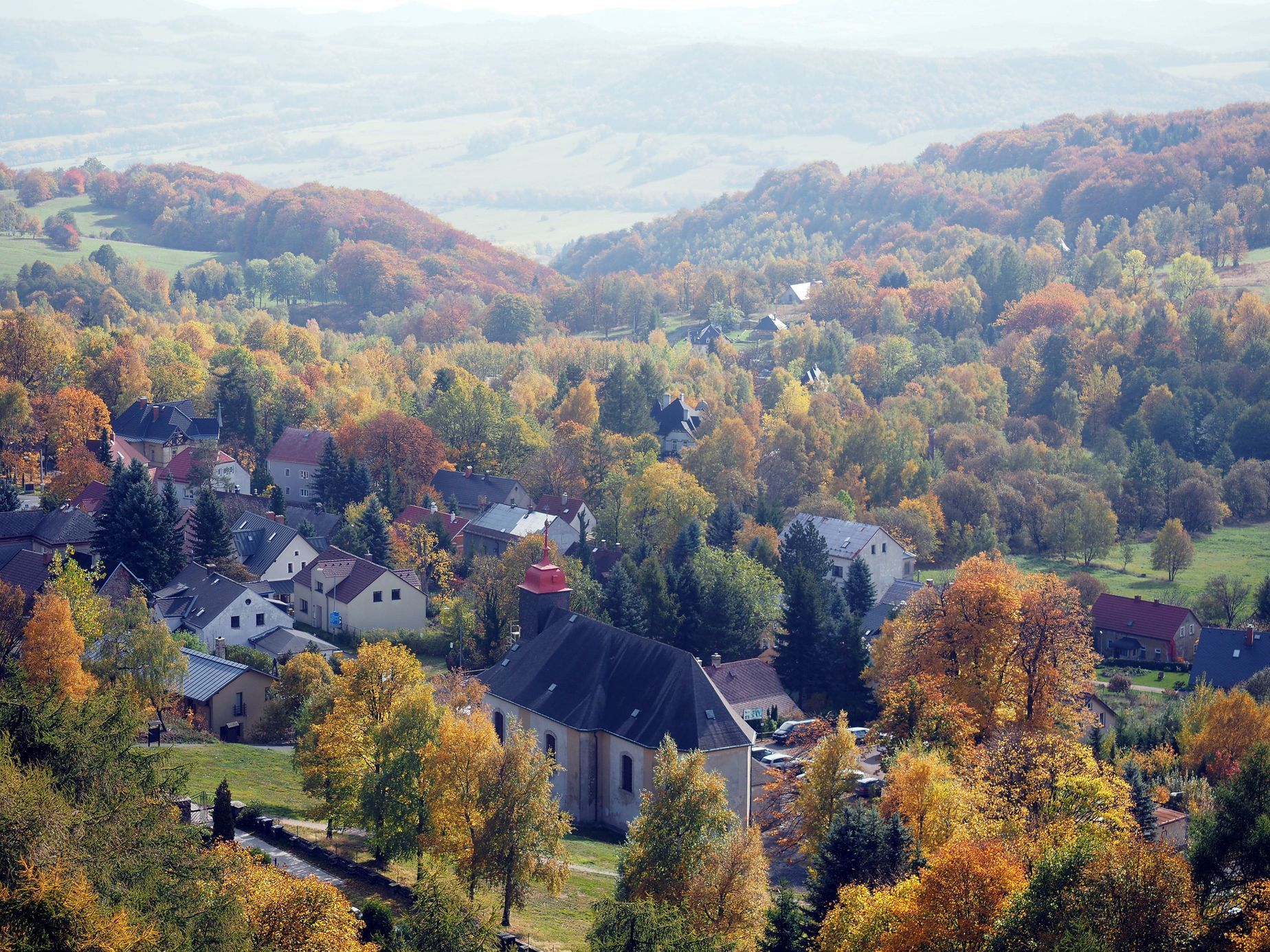 Tisá, Ústecký kraj, Tiské skály