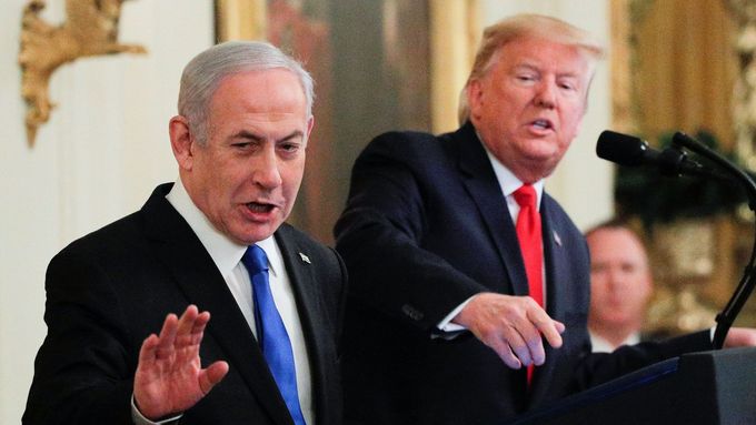 Americký prezident Donald Trump oznámil, že jeho mírový plán pro Blízký východ nabízí realistické řešení v podobě dvou států, tedy vytvoření nezávislé Palestiny.