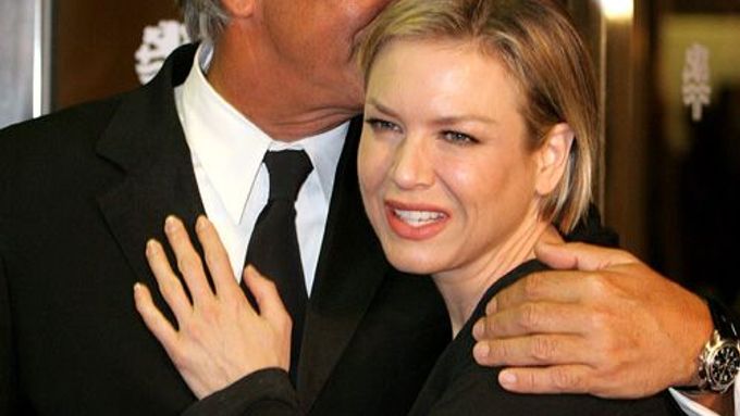 Herečka Renée Zellweger s ředitelem festivalu Jiřím Bartoškou