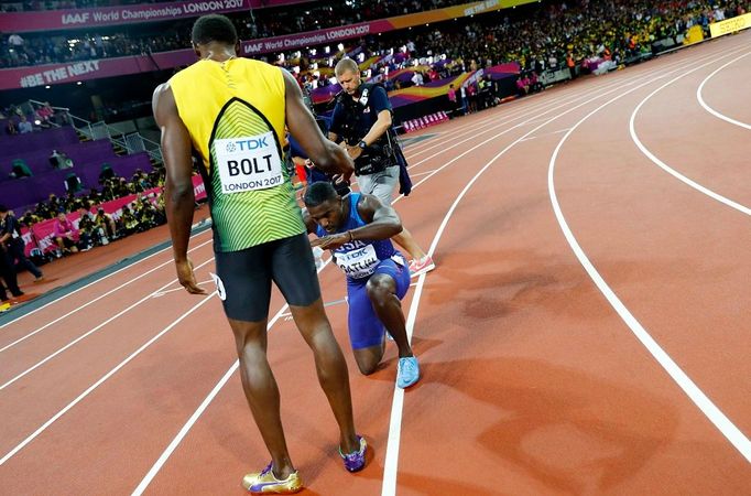 Finále sprintu na 100 metrů na MS v Londýně (Usain Bolt a Justin Gatlin)