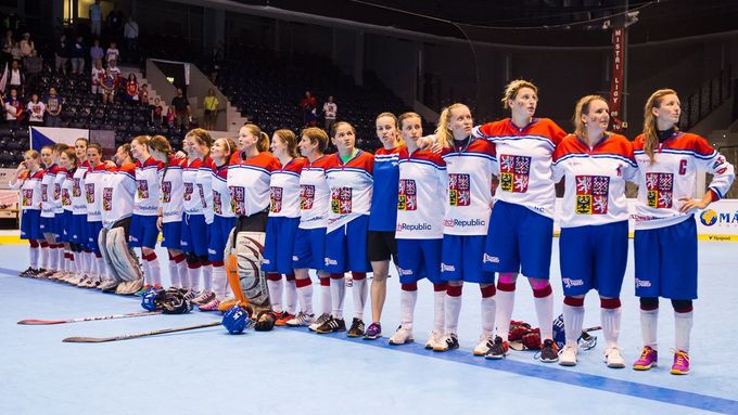 Před dvěma lety v Pardubicích (na snímku) české hokejbalistky MS ovládly, letos mají bronz.