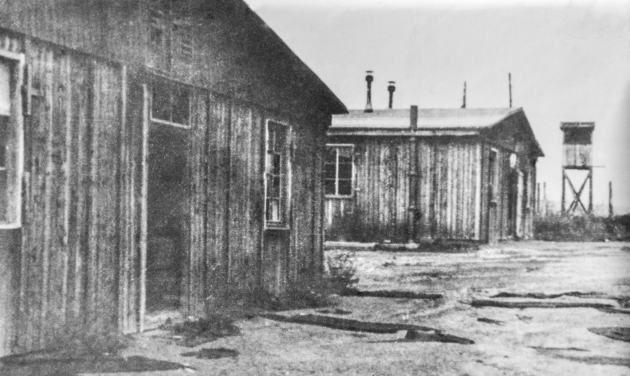 Koncentrační tábor Hradištko a neznámý příběh španělských vězňů, Koncentrační tábor Hradištko, Koncentrační tábor, Benešovsko, historie, Magazín