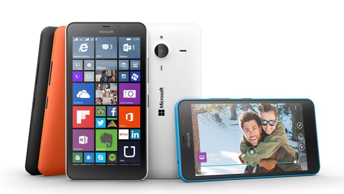 Chytrý telefon s operačním systémem Windows Phone 8.1 s 5,7" úhlopříčkou