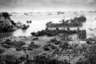 Spojenci do bitvy zapojili také 1300 zejména amerických lodí, mezi nimi i čtyři letadlové. Kromě Spojených států se akce zúčastnili také Britové, Kanada, Austrálie nebo Nový Zéland. (Na snímku z 13. dubna 1945 americké jednotky a lodě na Okinawě.)