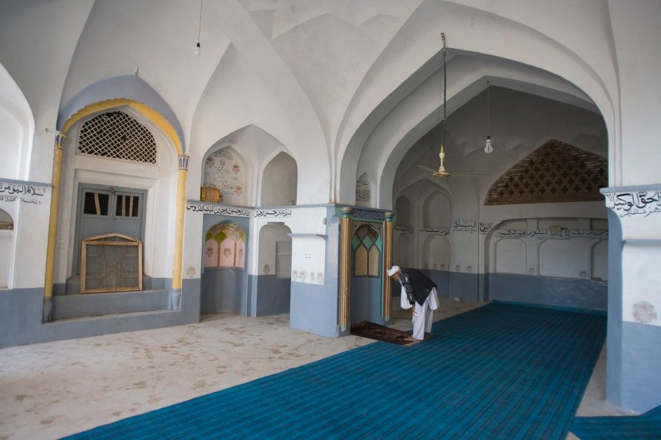 Mešita poblíž Heratu, která byla původně synagogou