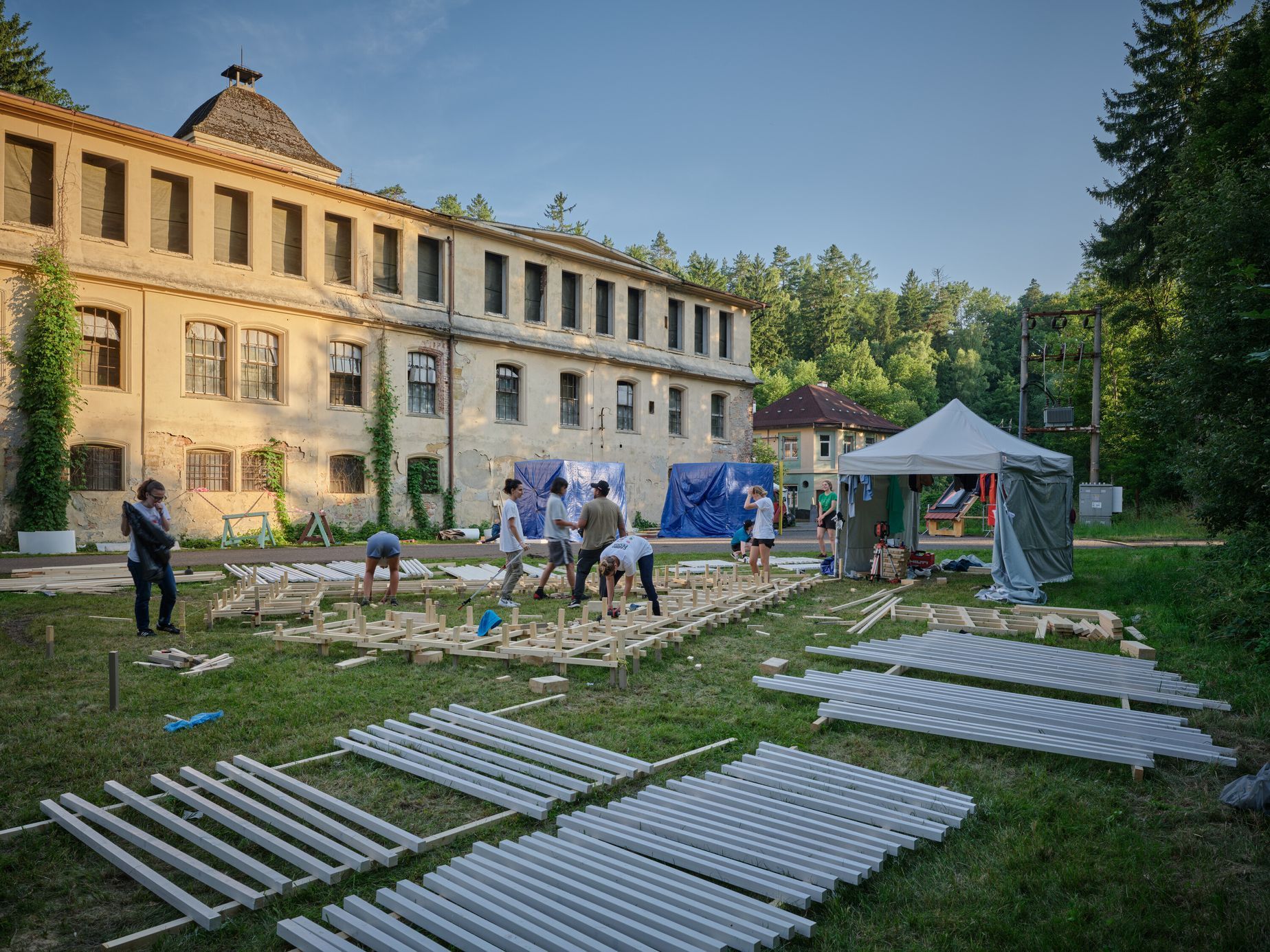 rekreační bydlení, glamping, škola, studenti, architektura, česká kamenice