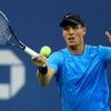 Český tenista Tomáš Berdych hraje se Švýcarem Rogerem Federerem na US Open 2012.