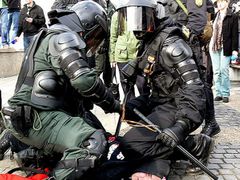 Zásah slovenských policistů proti extrémistům