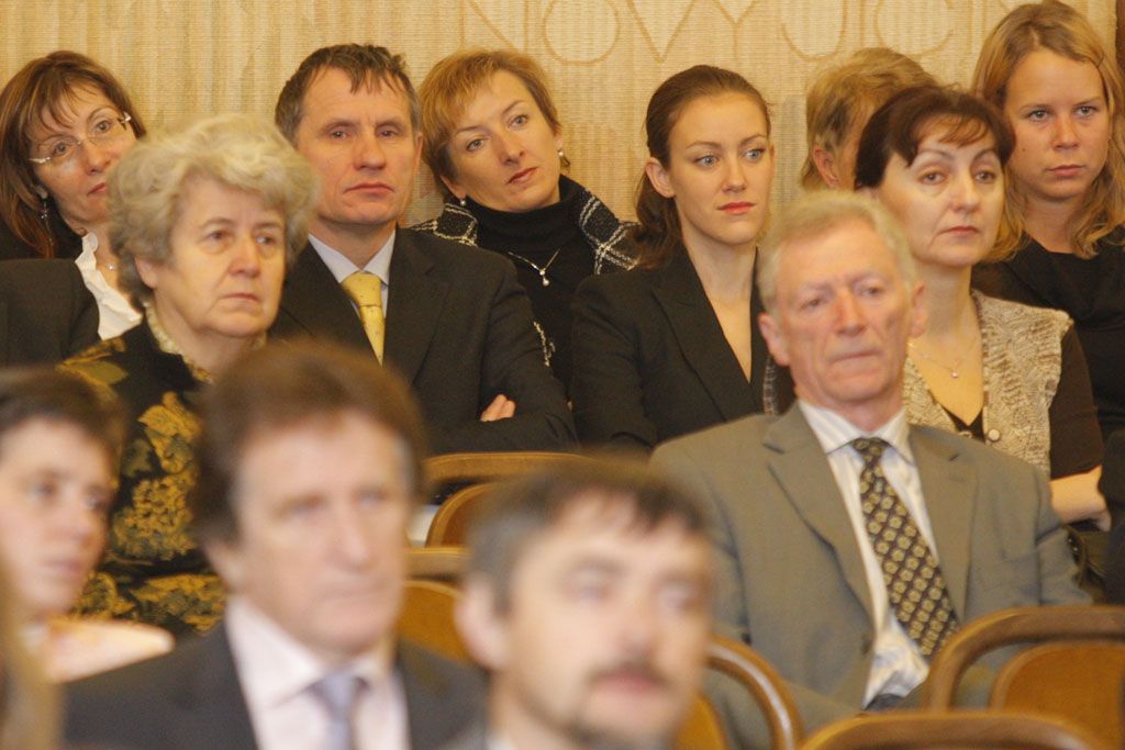 Arcibiskup požehnal poslancům