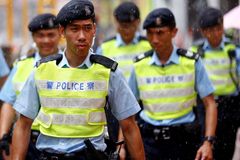 Čínská policie zatkla při protestech v Hongkongu dva německé studenty