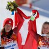 Dominique Gisinová a Lara Gutová slaví dvě švýcarské medaile ve sjezdu