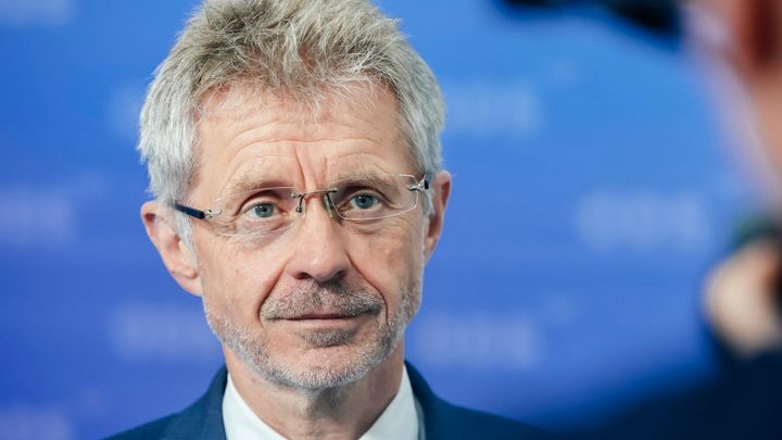 Odvolání Bartoše byl jen první krok. Vláda maká, jen jí chybí marketér, říká Vystrčil; Zdroj foto: Petr Topič / MFDNES + LN / Profimedia