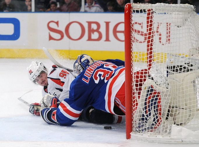 NHL: NY Rangers - Washington Capitals, 1. zápas (Henrik Ludqvist, Marcus Johansson)