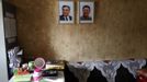 Portraits of former leader Kim Jong-il (R) and former president Kim Il-sung are seen in one of the rooms inside a North Korean flagged ship "Chong Chon Gang" docked at the Manzanillo Container Terminal in Colon City July 16, 2013. Panama seized a North Korean cargo ship it suspects was hiding missile equipment in a shipment of brown sugar from Cuba, after a standoff in which the ship's captain tried to slit his own throat. REUTERS/Carlos Jasso (PANAMA - Tags: POLITICS MARITIME CRIME LAW) Published: Čec. 17, 2013, 12:32 dop.