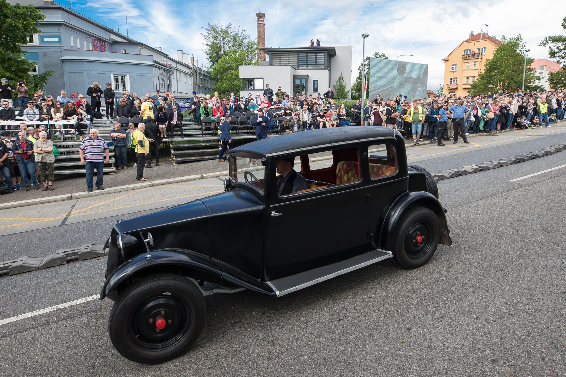 Rekonstrukce a připomenutí útoku na Heydricha, 80. výročí