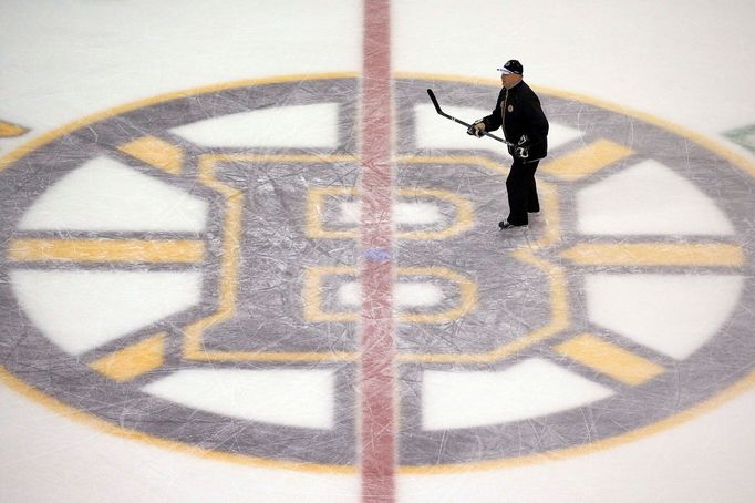 Boston Bruins trénuje před prvním finále Stanley Cupu 2013 (Claude Julien)