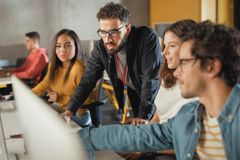 Experty zastupují studenti. Masarykova univerzita spouští program kyberbezpečnosti