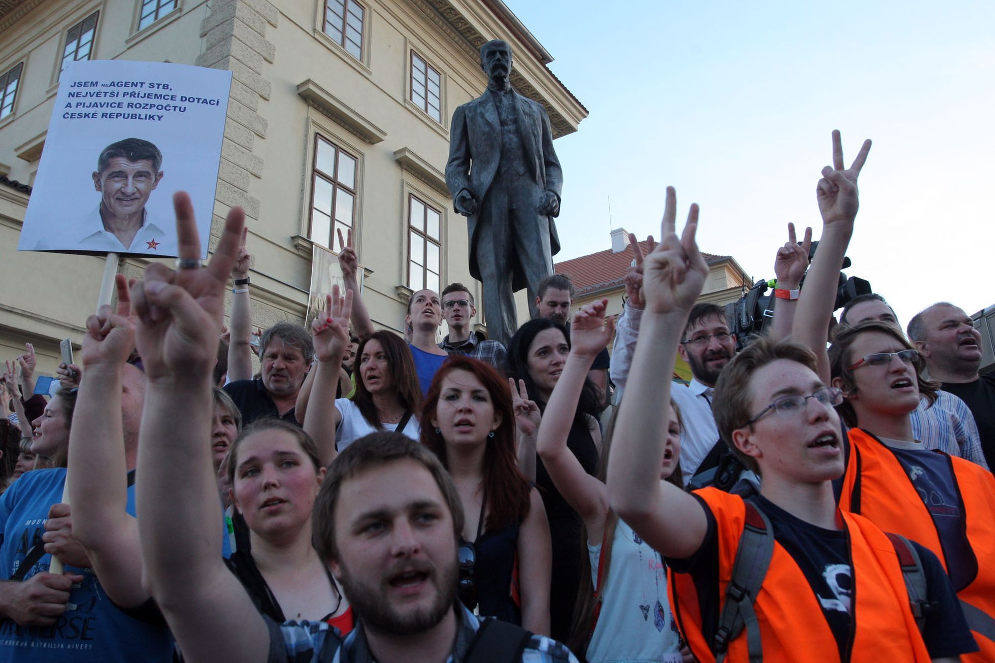 Druhá demonstrace na Václaváku proti Babišovi a Zemanovi